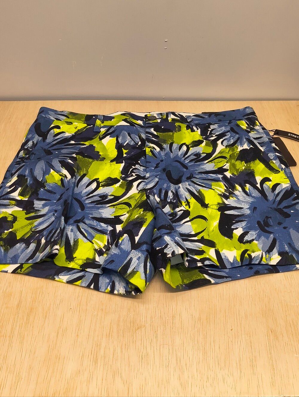 Michael Kors Slim Fit Sunflower Cotton Broadcloth Shorts Size 32
